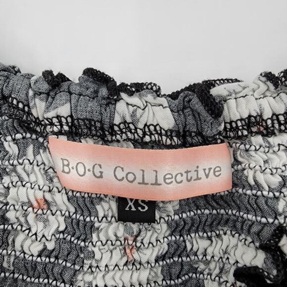 BOG Collective Women's Daisy Floral Smocked Flutter Sleeve Cropped Top Black XS - Picture 4 of 8